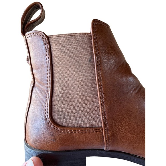 Women's American Eagle Brown ankle Booties/boots. Size 8 - Picture 6 of 7